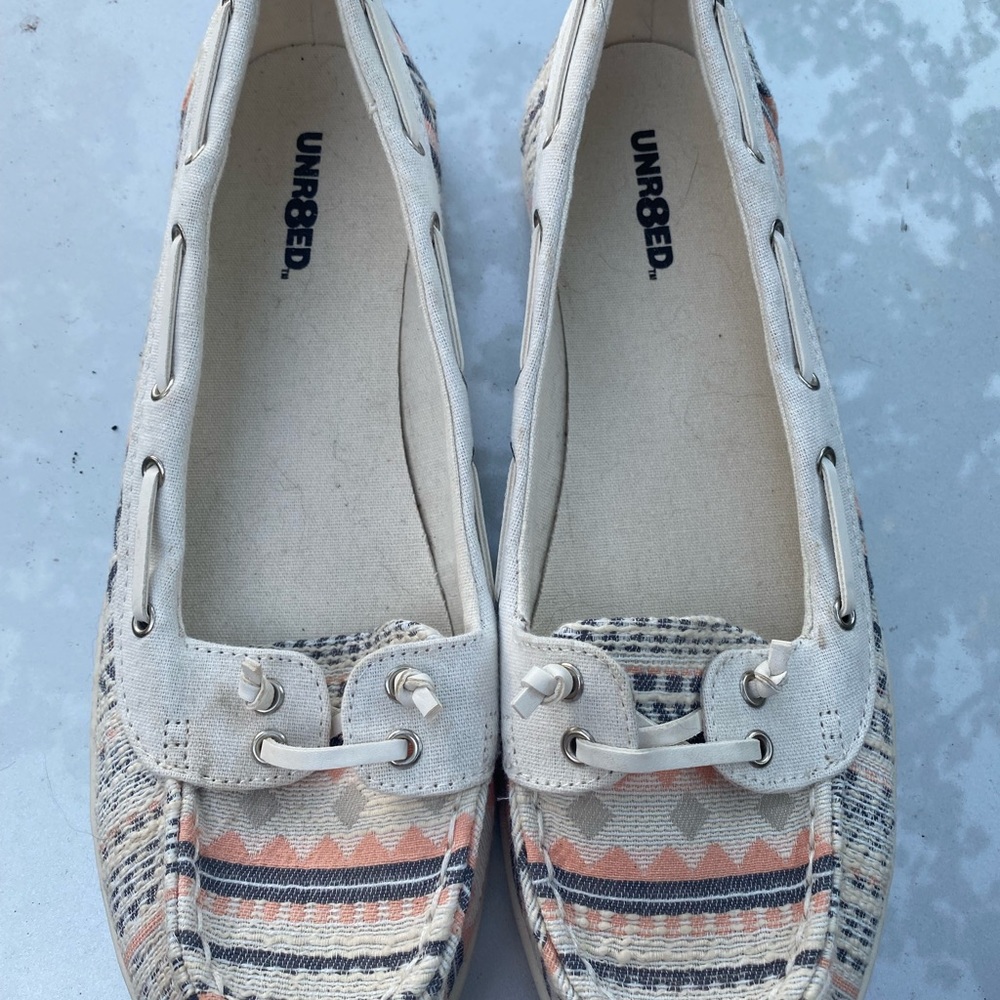 Unr8ted Boat Shoes Size 10